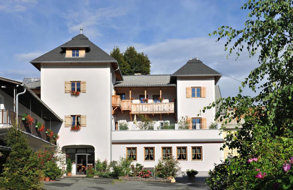 Mitschighof - Apartments Und Pension - Heidis-Welt, Mitschig Hermagor-Pressegger See Dış mekan fotoğraf