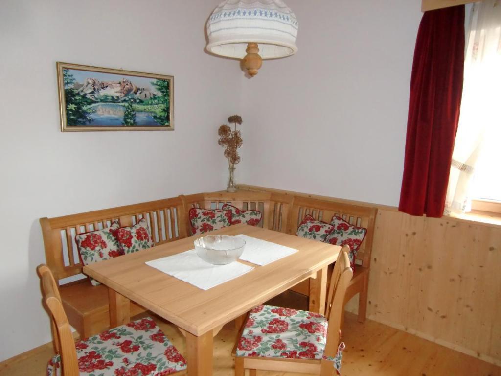 Mitschighof - Apartments Und Pension - Heidis-Welt, Mitschig Hermagor-Pressegger See Oda fotoğraf